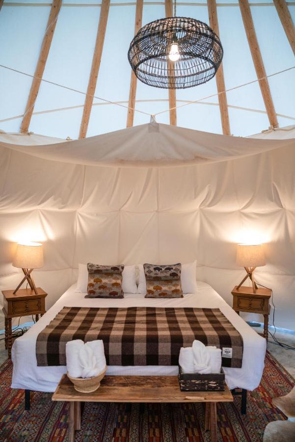 Dreamcatcher Tipi Hotel Gardiner Eksteriør bilde